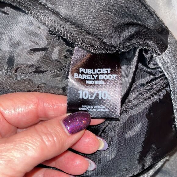 Express Publicist barely boot pant in dark grey. Size 10 L - Picture 7 of 12